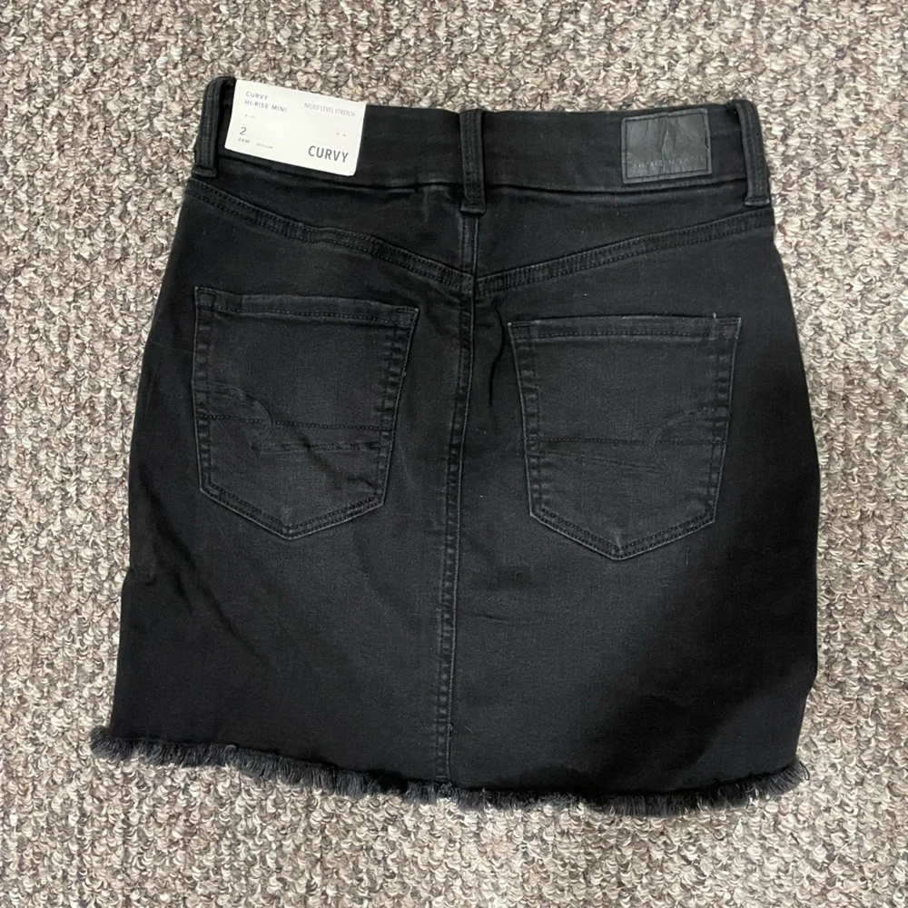 NWT American Eagle Outfitters Distressed Black Jean Mini Skirt - Picture 2 of 7